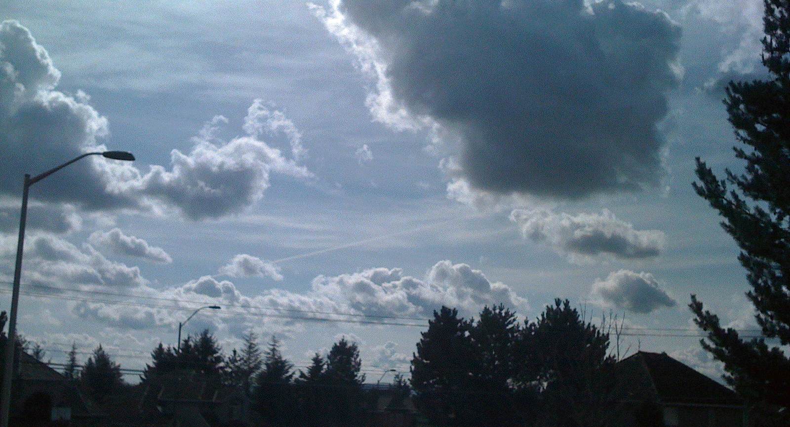 clouds3-04-2010.gif